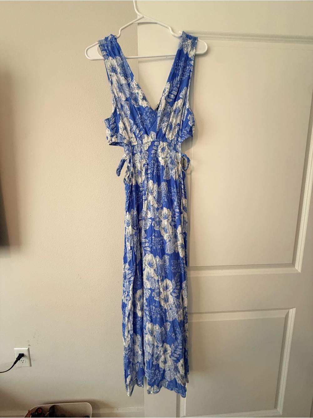 Justify Blue and White Floral V-Neck Maxi Dress